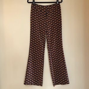 Flowing Wide Leg Patterned Pant